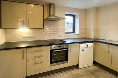 2 bedroom flat to rent, High Street, Longstanton CB24