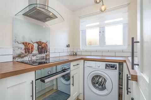 1 bedroom end of terrace house for sale, 15 Cromwell Close, Southowram, Halifax HX3 9SH