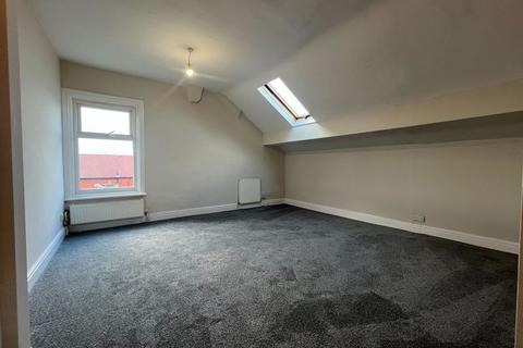 1 bedroom apartment to rent, Cambridge Road, Southport PR9