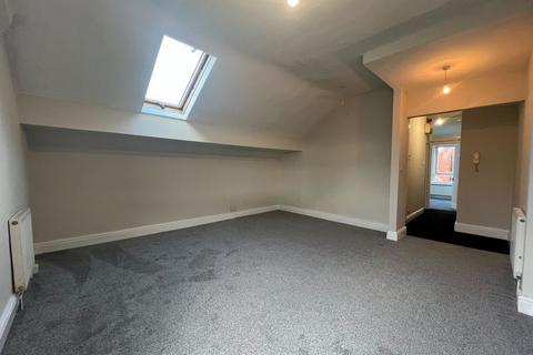 1 bedroom apartment to rent, Cambridge Road, Southport PR9