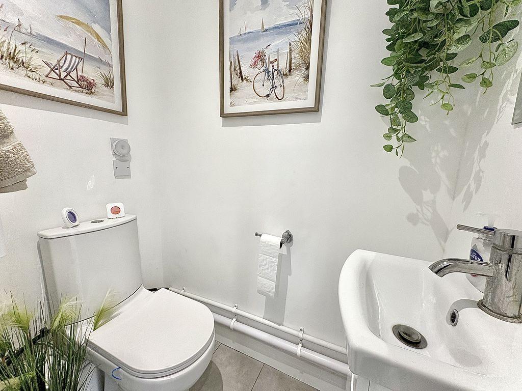 Downstairs wc