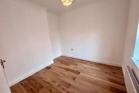 undefined, Grayling Close, Calne SN11
