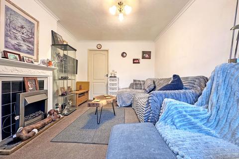 undefined, Weston Drive, TIPTON, DY4 0AE