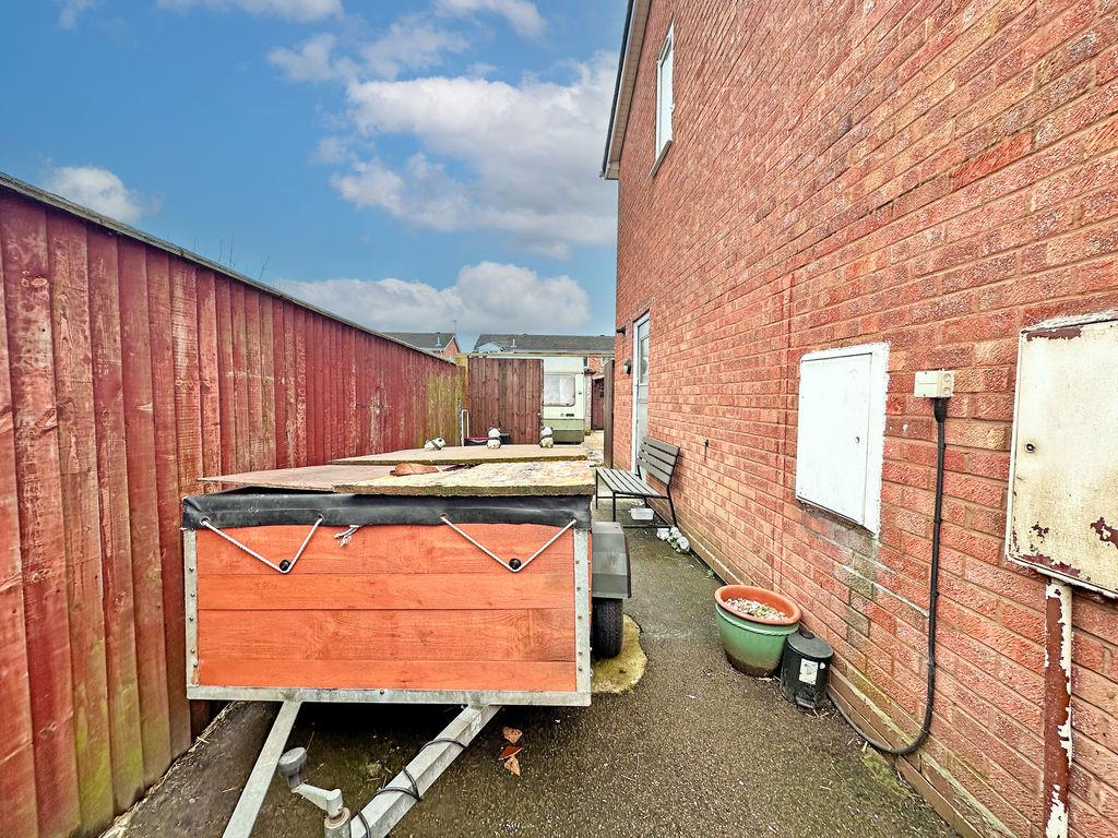 Side Driveway