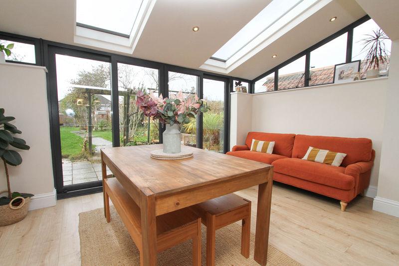 Living/Dining Area