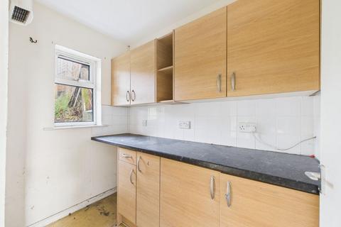 2 bedroom bungalow for sale, Broad Close, Cirencester