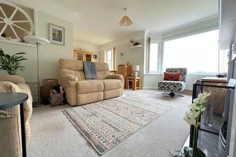 3 bedroom semi-detached bungalow for sale, Alton Grove, Fareham PO16