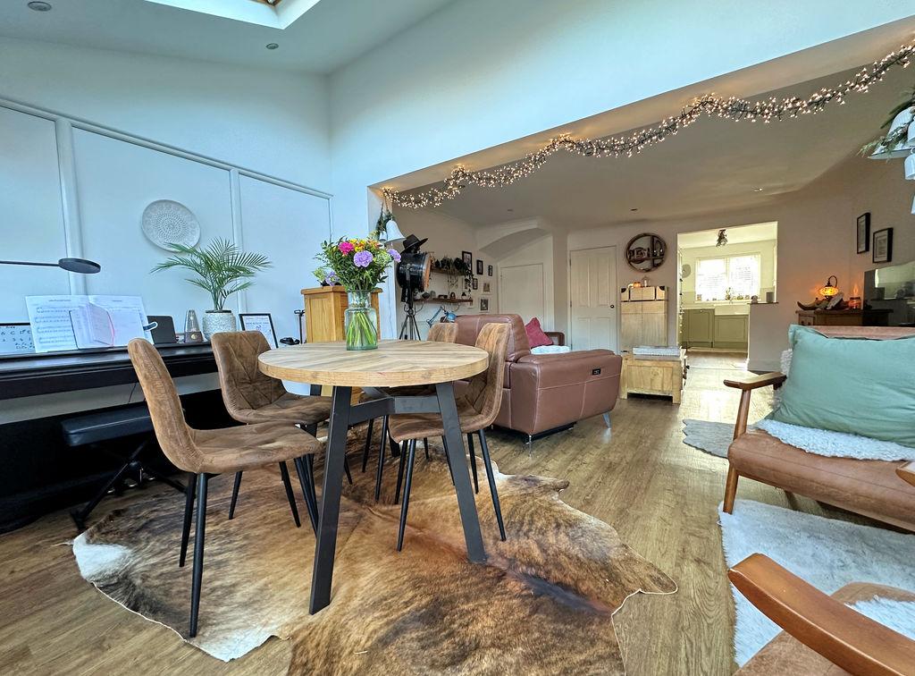 Lounge/Diner