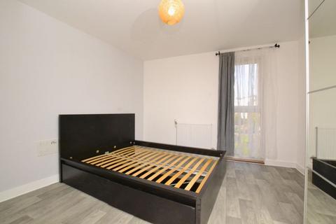 undefined, Connersville Way, Croydon