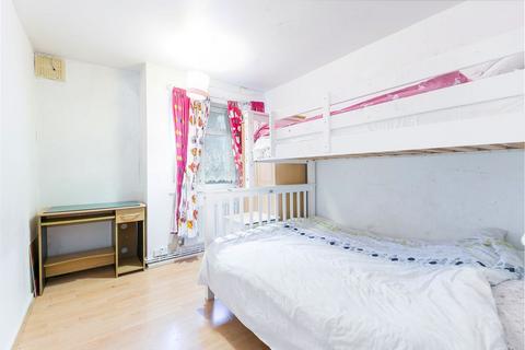 2 bedroom apartment for sale, Kingsdown Avenue, South Croydon