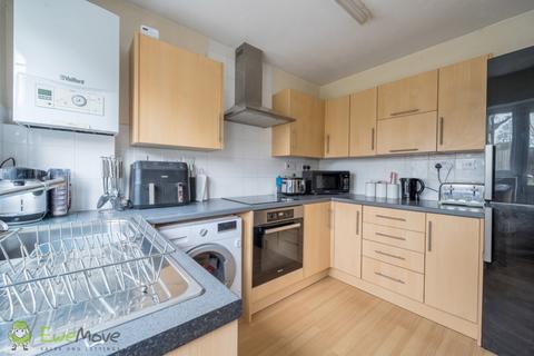 3 bedroom terraced house for sale, Stephens Road, Tadley RG26