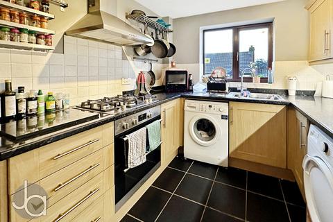 undefined, Goldcrest Close, Colchester