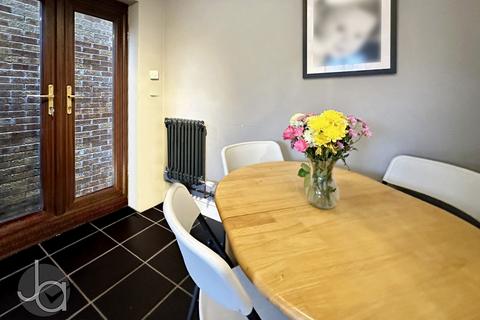 undefined, Goldcrest Close, Colchester