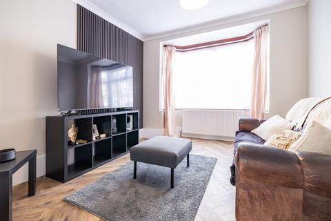 3 bedroom end of terrace house for sale, Osborne Street, Bletchley, Milton Keynes