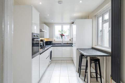 3 bedroom end of terrace house for sale, Osborne Street, Bletchley, Milton Keynes
