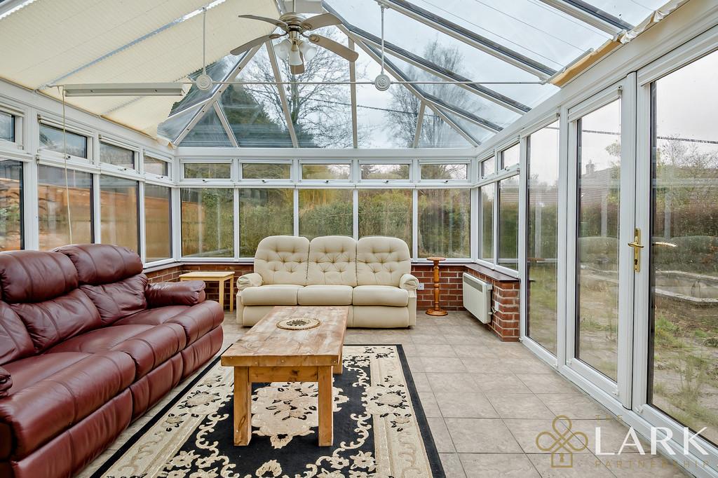 8676980-interior16-800