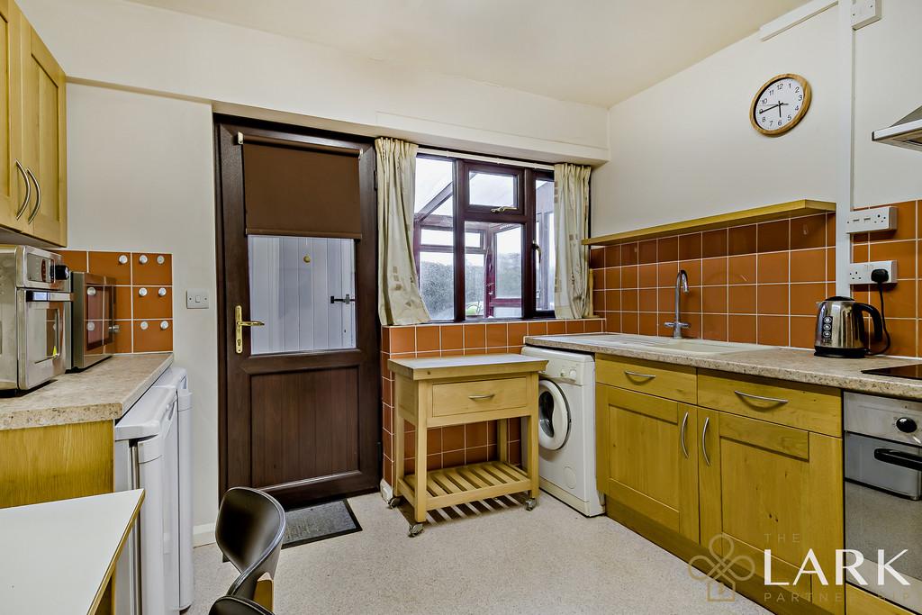 8676980-interior22-800