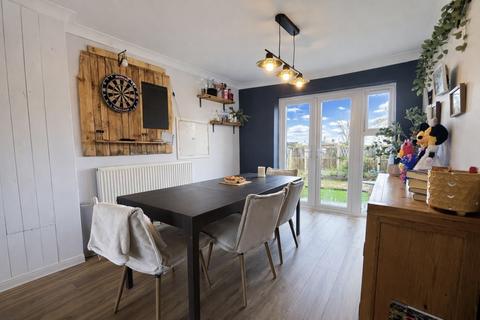 3 bedroom end of terrace house for sale, Bull Lane, Tiptree