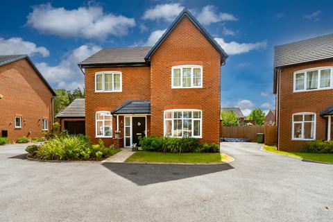4 bedroom detached house for sale, The Crescent Cookley, Kidderminster DY10
