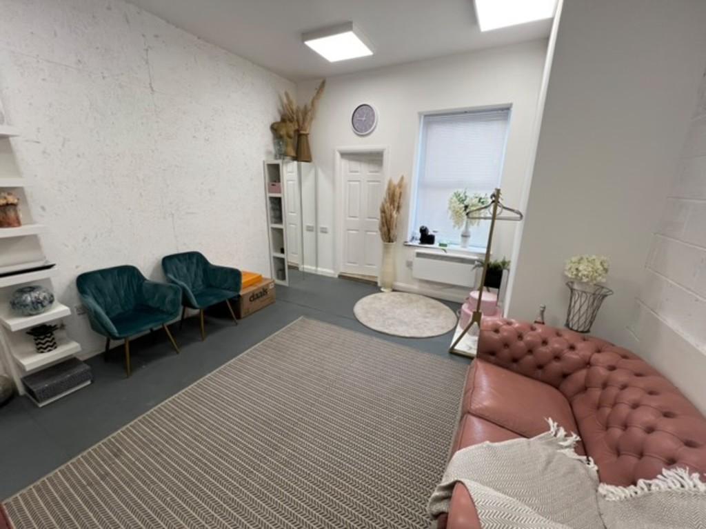 Commercial Additional Room