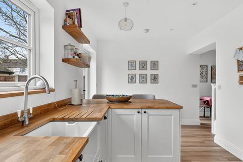 4 bedroom semi-detached bungalow for sale, Farleigh Road, New Haw KT15