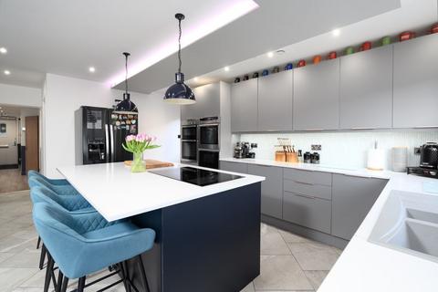 undefined, Ongar Road, Addlestone KT15