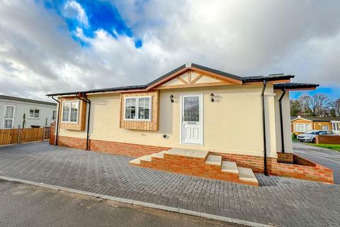 undefined, Weybridge Park Estate, Addlestone KT15