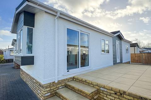 undefined, Weybridge Park Estate, Addlestone KT15