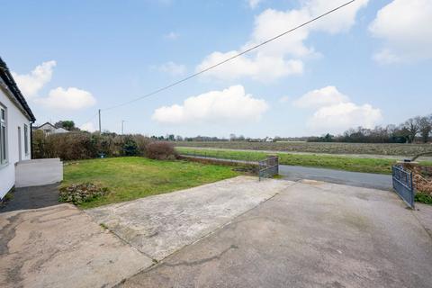 4 bedroom bungalow for sale, Moss Bridge Lane, Ormskirk L40