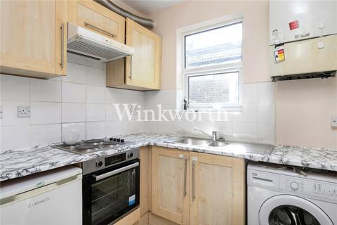2 bedroom apartment to rent, Drayton Road, London, N17