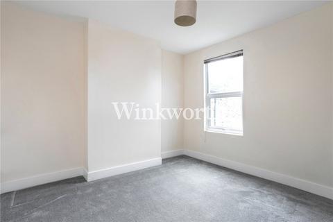 2 bedroom apartment to rent, Drayton Road, London, N17