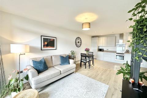 2 bedroom apartment for sale, Cross Street, Sale M33
