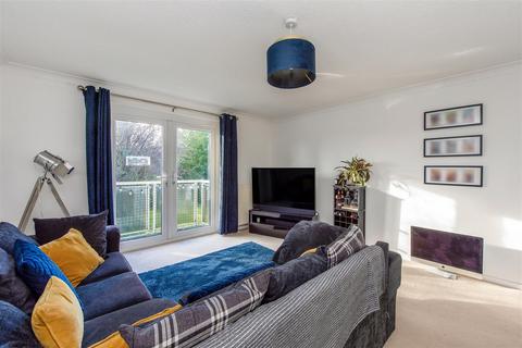 undefined, 10 Victoria Court, Andover, SP10 3QS
