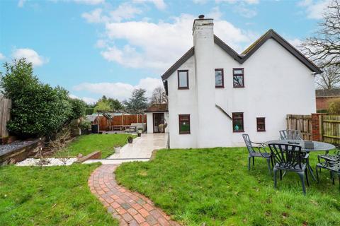 4 bedroom detached house for sale, Sandy Lane, Fleet GU52