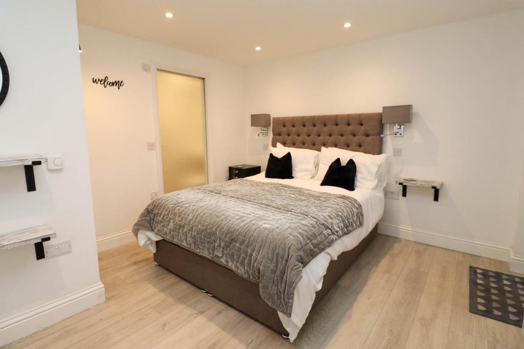 Bedroom 4 (Ground Floor)