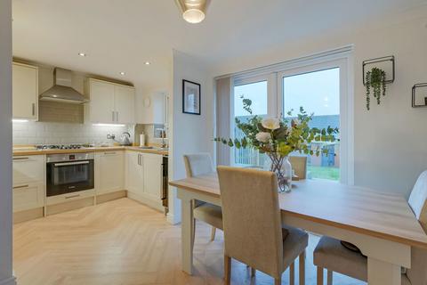 3 bedroom end of terrace house for sale, Deepwell Avenue, Sheffield S20