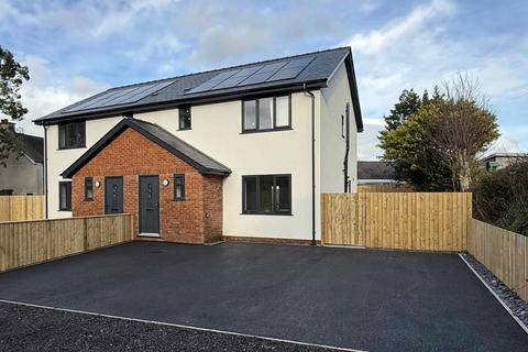 undefined, Rhosbodrual, Caernarfon, Gwynedd, LL55