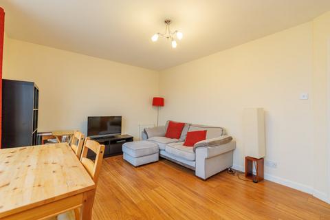 2 bedroom flat to rent, 62 Shaw Crescent,, Aberdeen, AB25