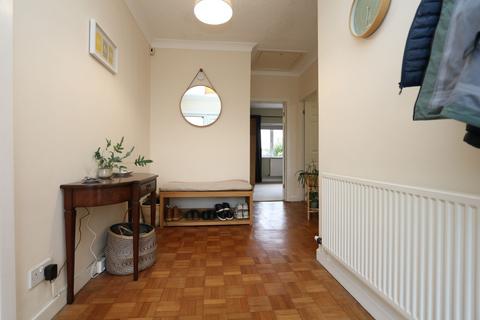 undefined, A bungalow at Fonmon Road, Rhoose, CF62 3DZ