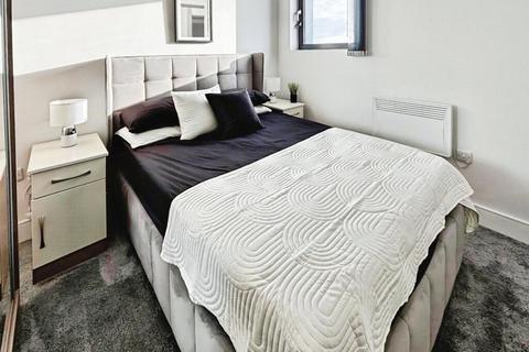 2 bedroom flat to rent, Brockley Hall Road, London, SE4