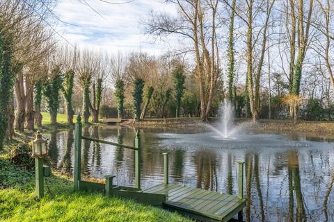 4 bedroom village house for sale, Clanfield Oxfordshire OX18