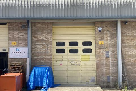 Warehouse to rent, Rabans Clos Aylesbury HP19 8RS