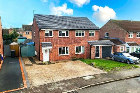 undefined, Ferrers Croft, Nuneaton CV13