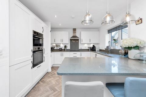 4 bedroom detached house for sale, King James Close, Ely CB7