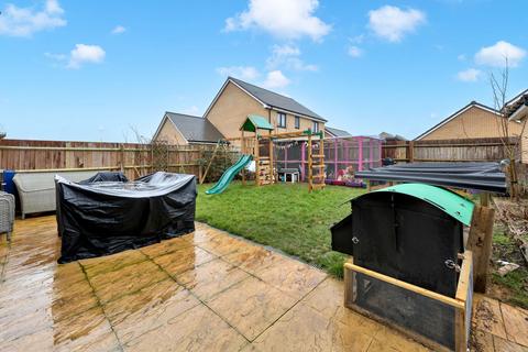 4 bedroom detached house for sale, King James Close, Ely CB7