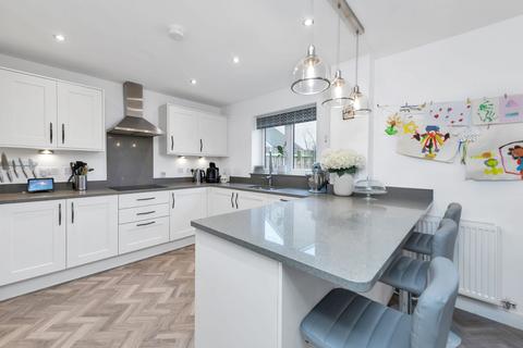 4 bedroom detached house for sale, King James Close, Ely CB7
