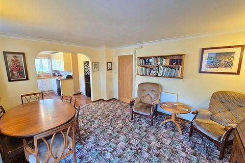 3 bedroom detached house for sale, Hazeldene, Shirlheath, Kingsland, Leominster, HR6 9RH