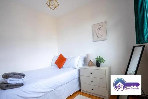 undefined, London N1