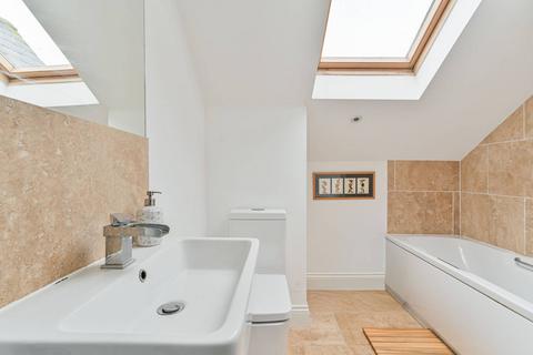 2 bedroom flat for sale, Palace Road, Tulse Hill, London, SW2