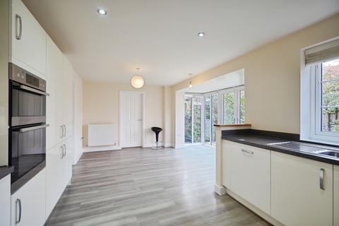 4 bedroom semi-detached house for sale, Gretton Close, Burton-on-Trent, DE15